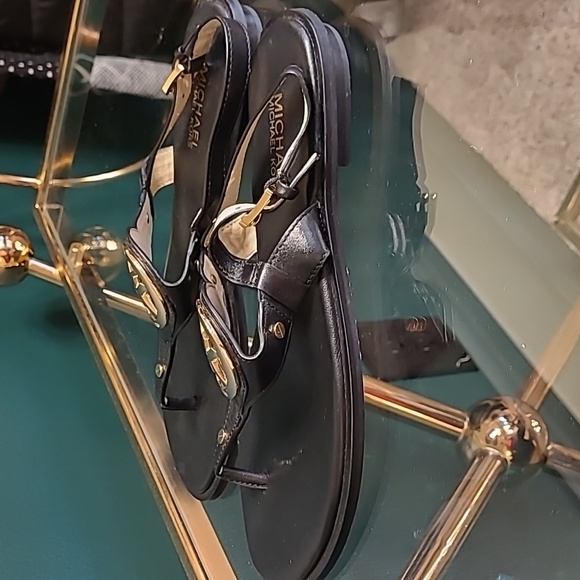 MICHAEL KORS - Picture 3 of 6